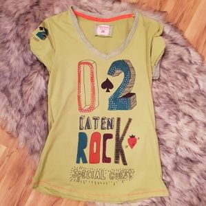 Exclusive summer tshirt